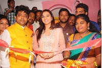 Isha Chawla De Charms Spa n Salon Launch
